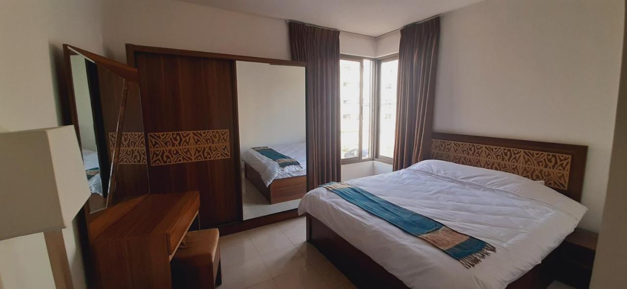 Furnished Apartments Near Mcdonald'S Al-Madina Al-Monawara St Amman Eksteriør bilde