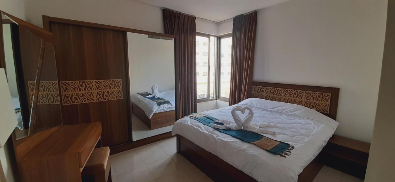 Furnished Apartments Near Mcdonald'S Al-Madina Al-Monawara St Amman Eksteriør bilde